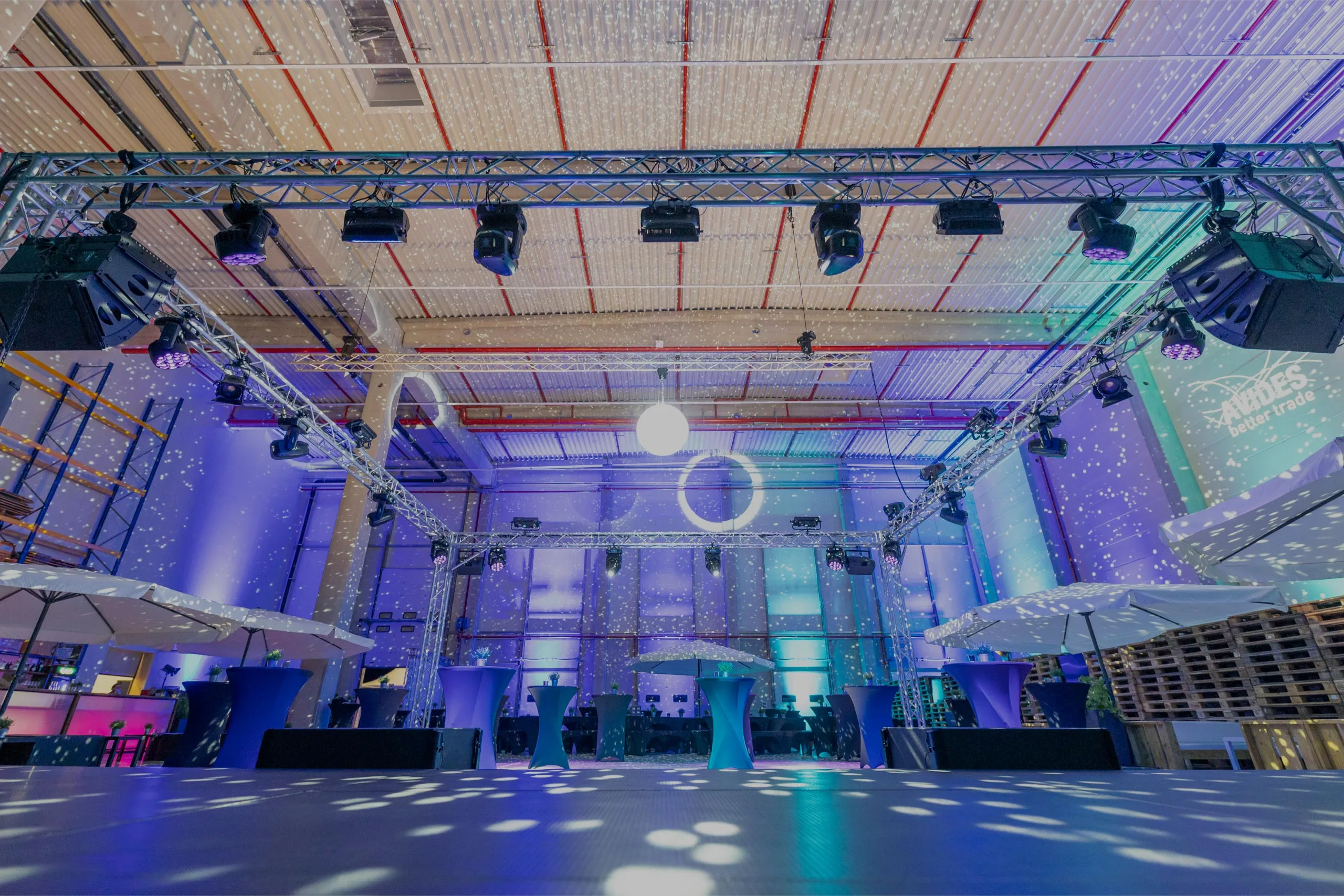 Sound Patrol Industrie- und Messebau: Header-Bild der Leistungsseite für Messen und Industrieevents